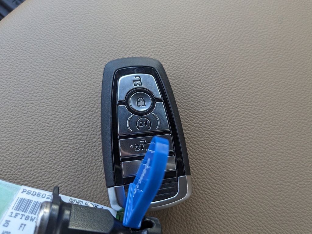 2025 Ford F-250 Super Duty Lariat