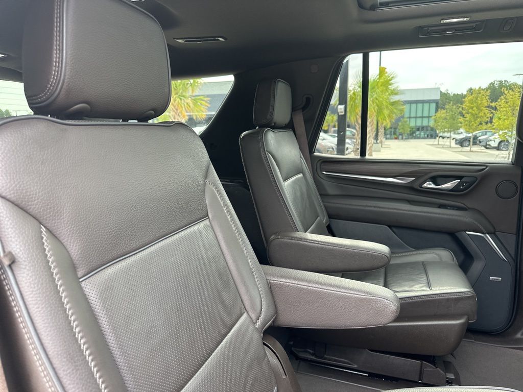 2021 GMC Yukon Denali 36