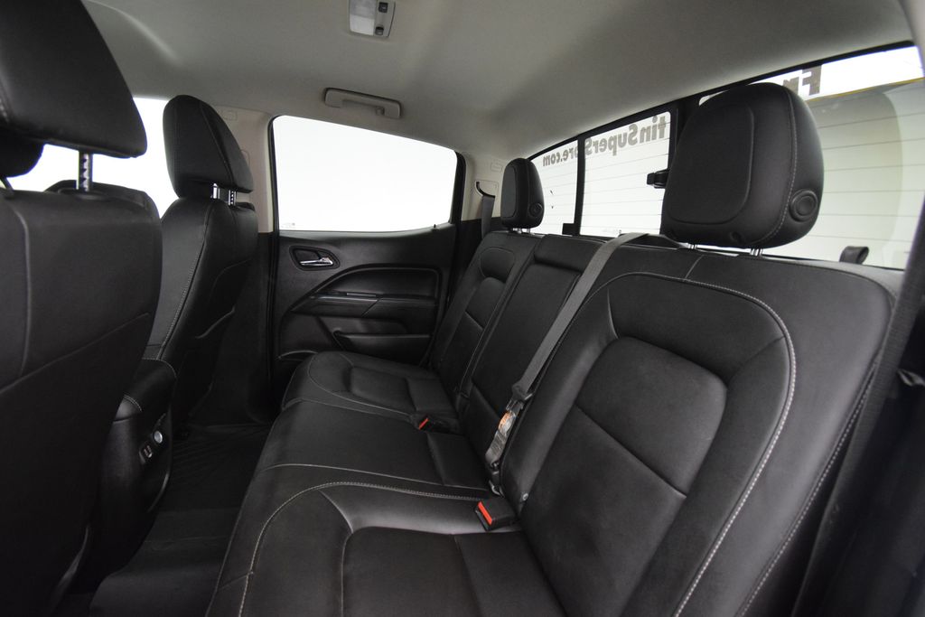 used 2022 GMC Canyon car, priced at $27,095