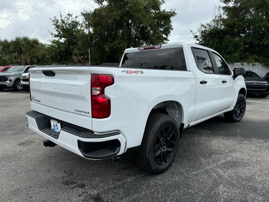 2024 Chevrolet Silverado 1500 Custom 7