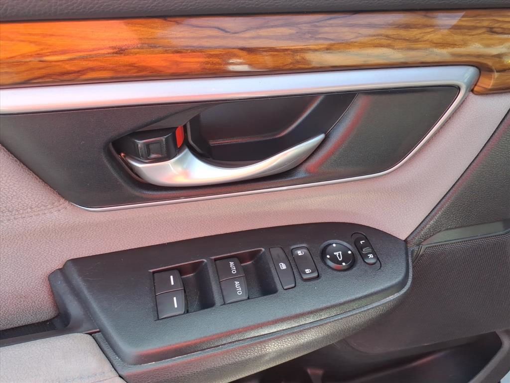 2017 Honda CR-V EX photo 13