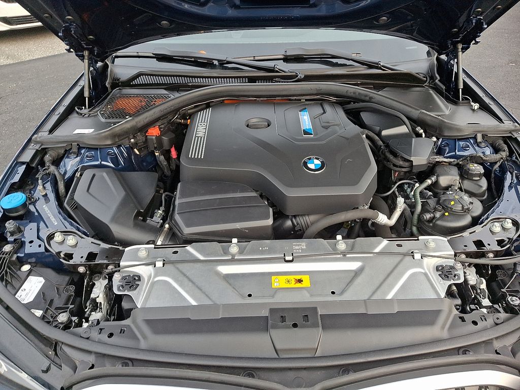 Thumbnail: 2023 BMW 3 Series - 29