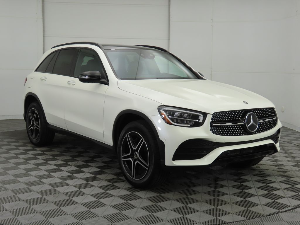 2021 Mercedes-Benz GLC 300 3