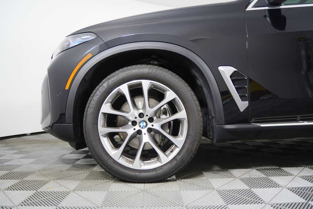 Thumbnail: 2025 BMW X5 - 7