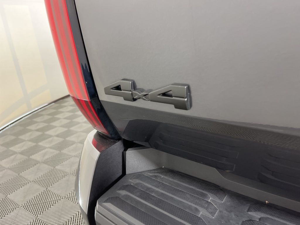 Thumbnail: 2024 Toyota Tundra - 20