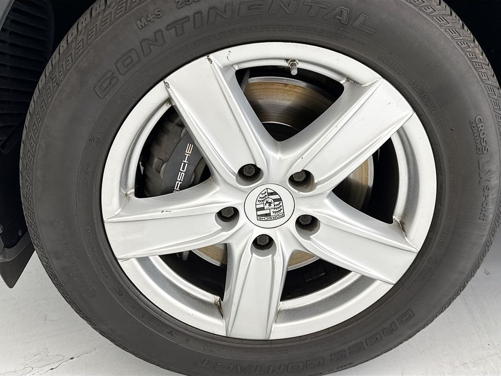 Thumbnail: 2014 Porsche Cayenne - 29