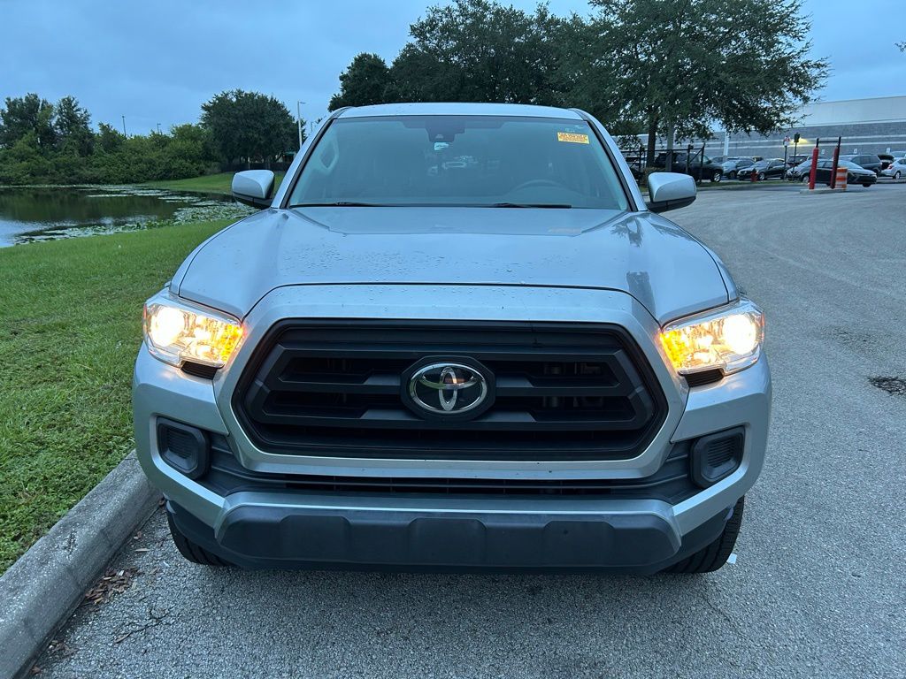 Thumbnail: 2022 Toyota Tacoma - 8