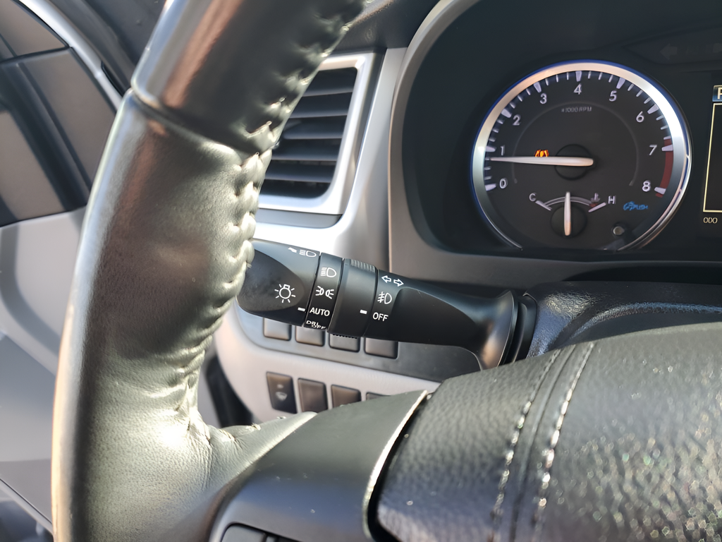 Used Car 2019 Toyota Highlander  Limited For Sale Under $30,000 In Austin, Texas