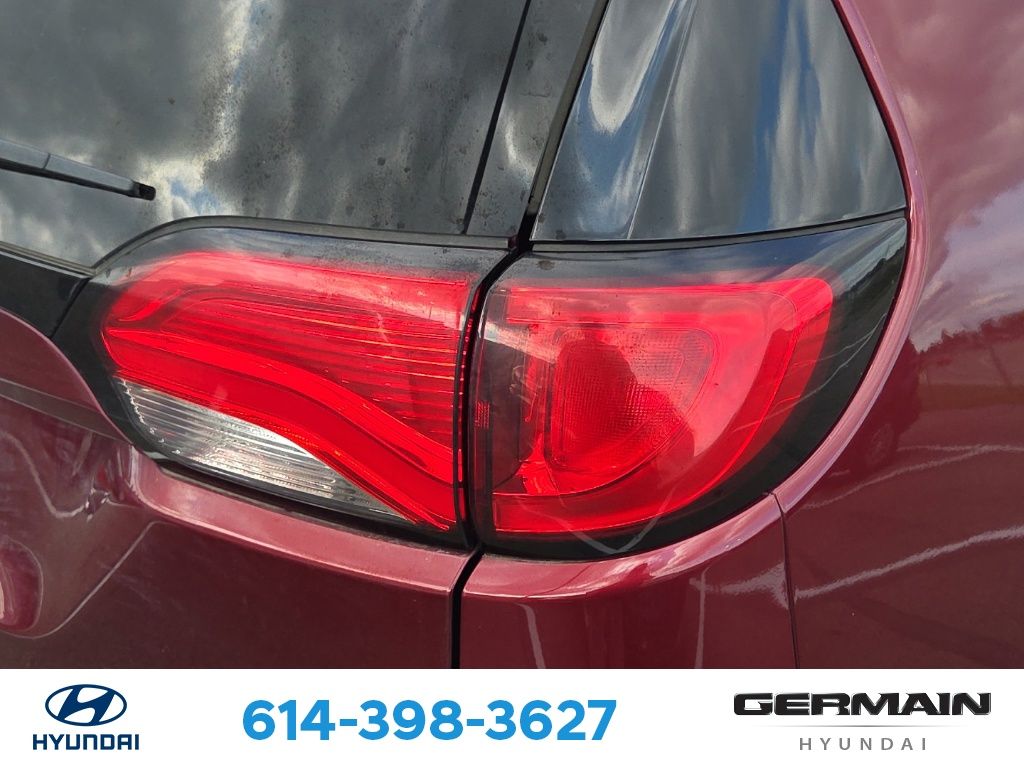 Used 2020 Red Chrysler Touring L Plus image 11