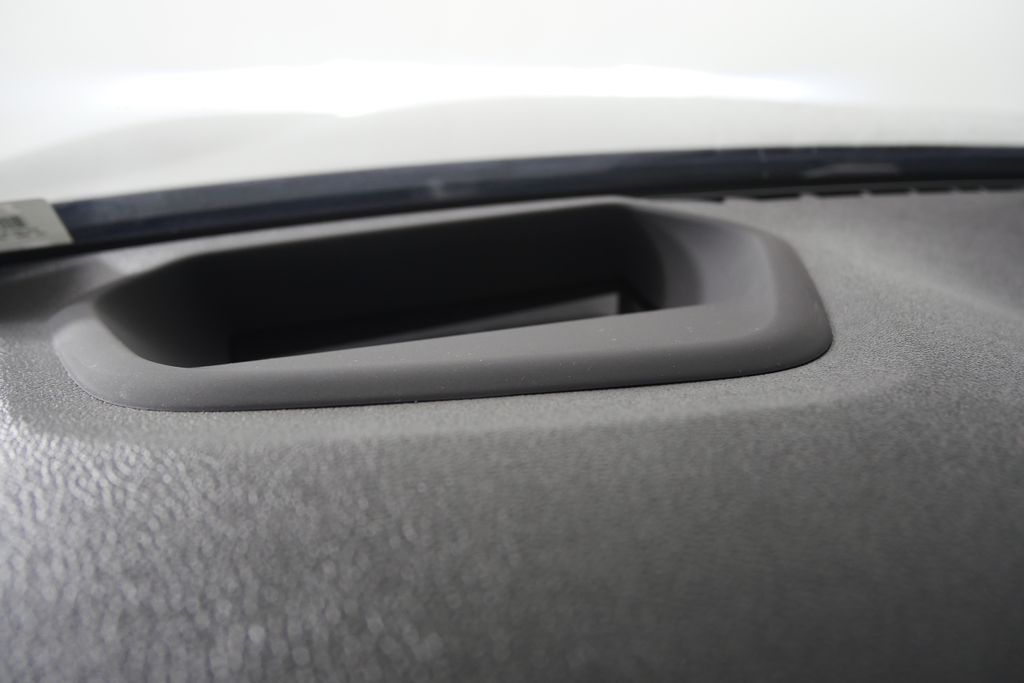 Thumbnail: 2023 BMW 5 Series - 21