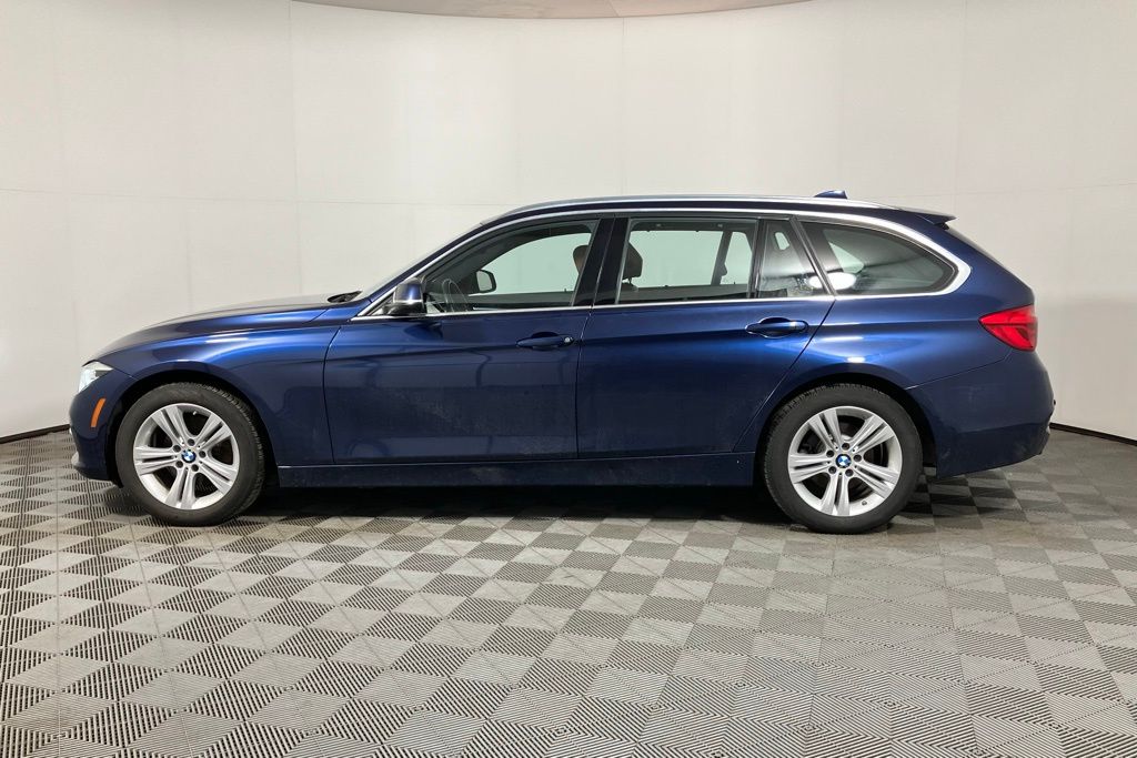 2017 BMW 3 Series 330i xDrive 2