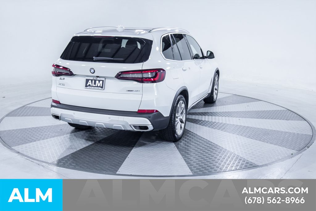Used 2022 White BMW xDrive40i image 9
