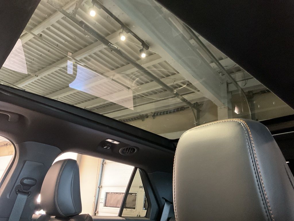 New 2026 Black Ford Tremor image 13