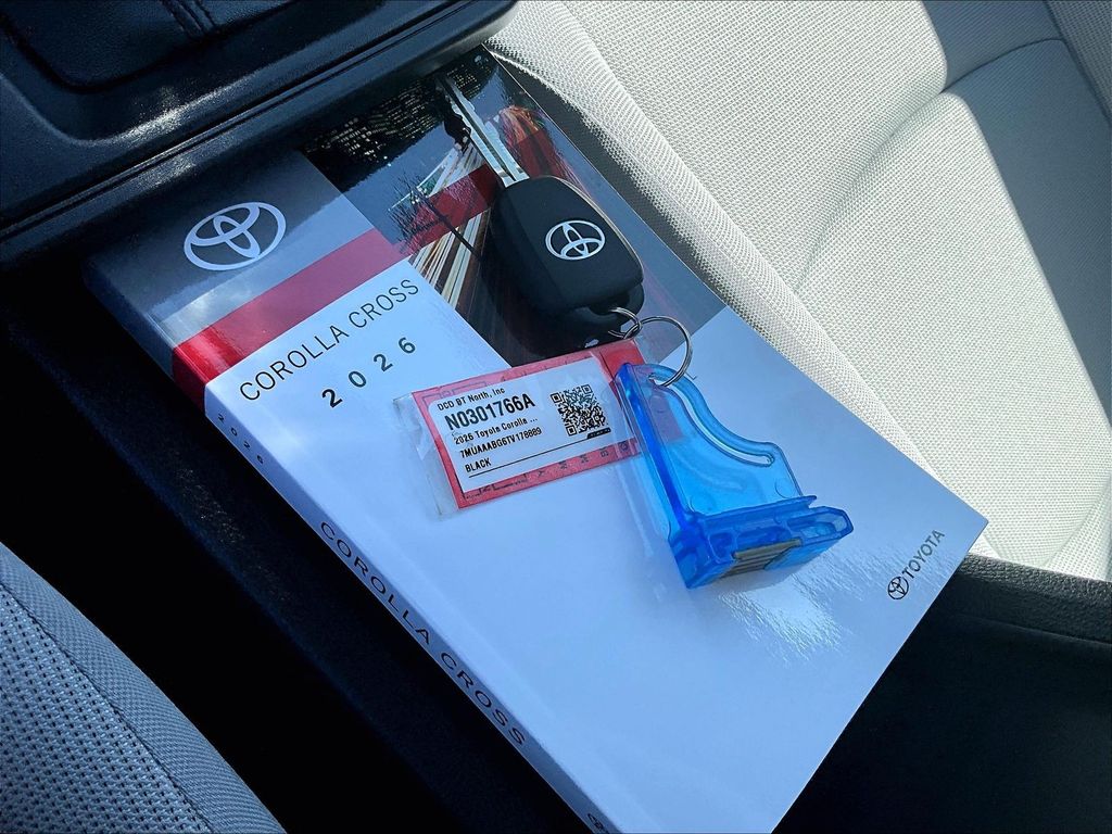 2026 Toyota Corolla Cross — photo 29