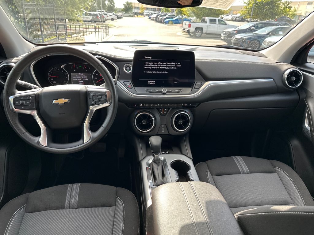 Used 2024 Red Chevrolet LT image 31