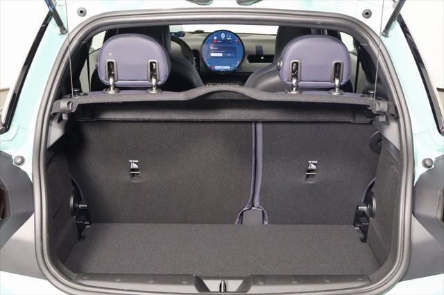 Thumbnail: 2026 MINI Cooper - 8