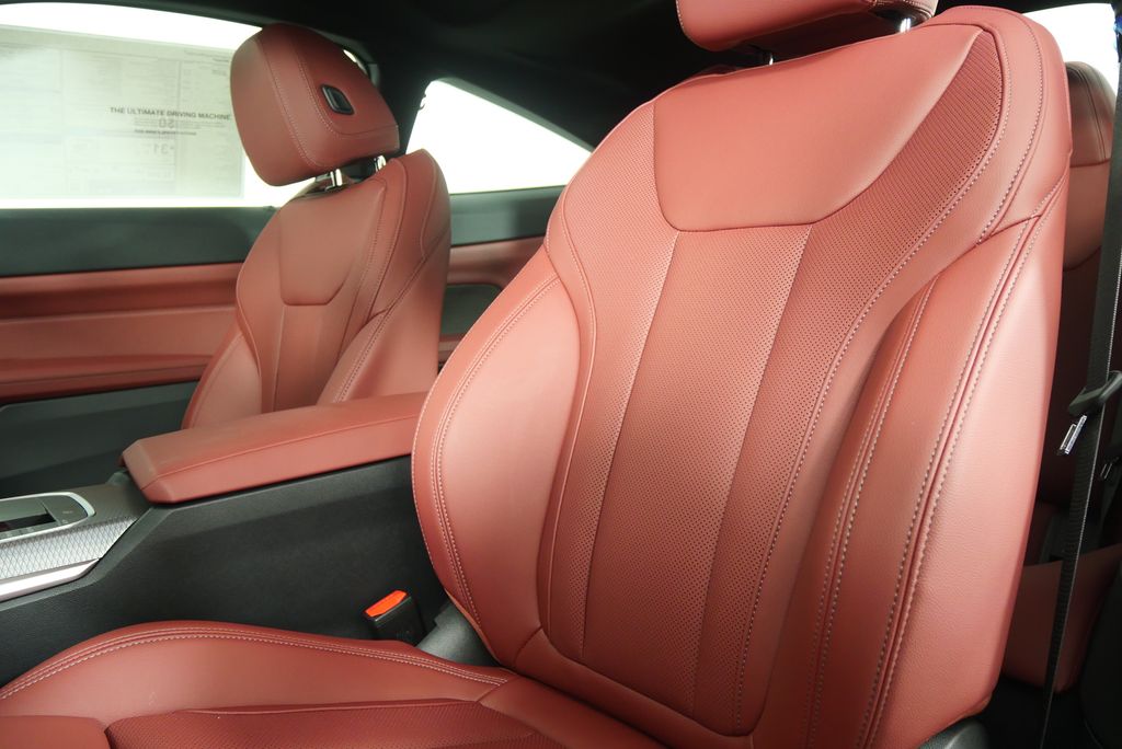 Thumbnail: 2026 BMW 4 Series - 11