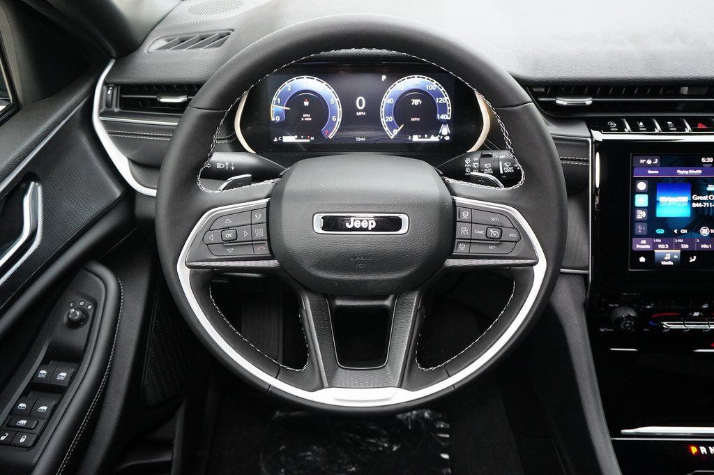 New Car 2025 Jeep Grand Cherokee  Altitude X For Sale Under $40,000 In Weatherford, Texas