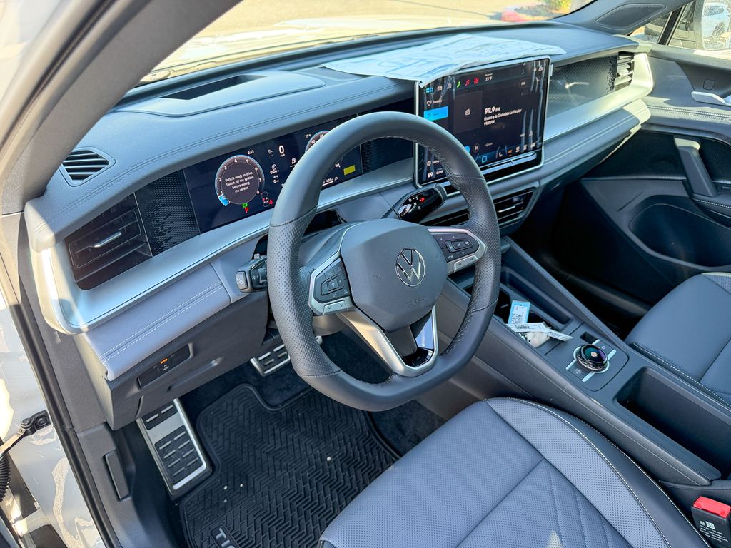 New 2026  Volkswagen 2.0T SE R-Line Black image 12