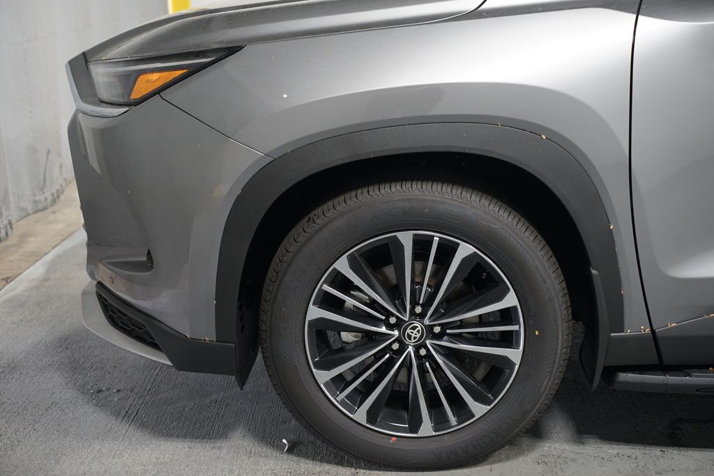 Thumbnail: 2026 Toyota Grand Highlander - 5