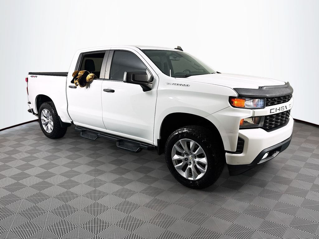 Summit White 2022 Chevrolet Silverado 1500 Pickup Truck Four-Wheel Drive 8-Speed Automatic