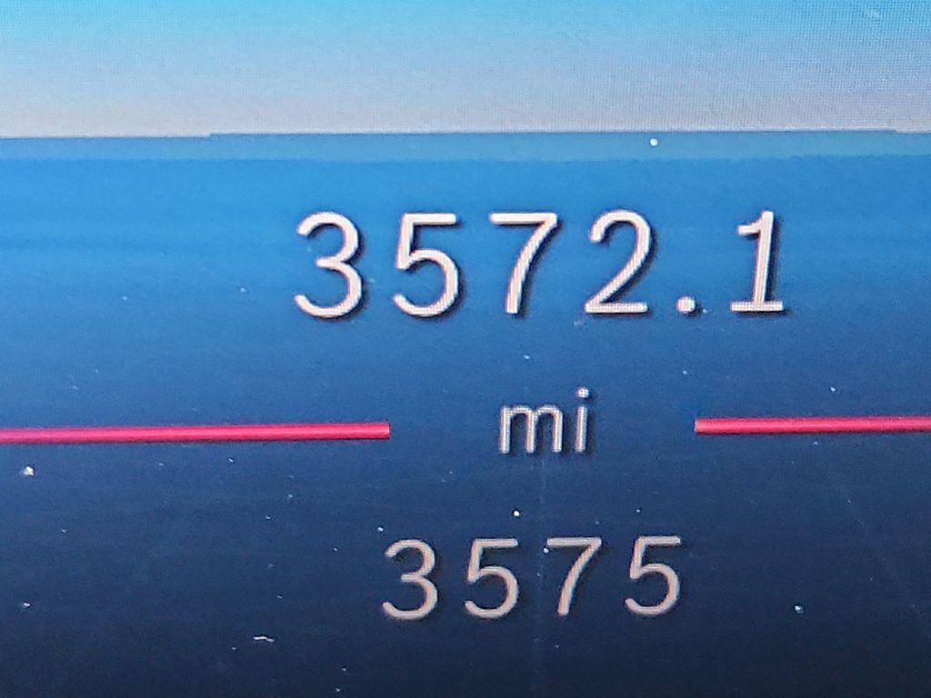 Thumbnail: 2025 Mercedes-Benz GLC - 19