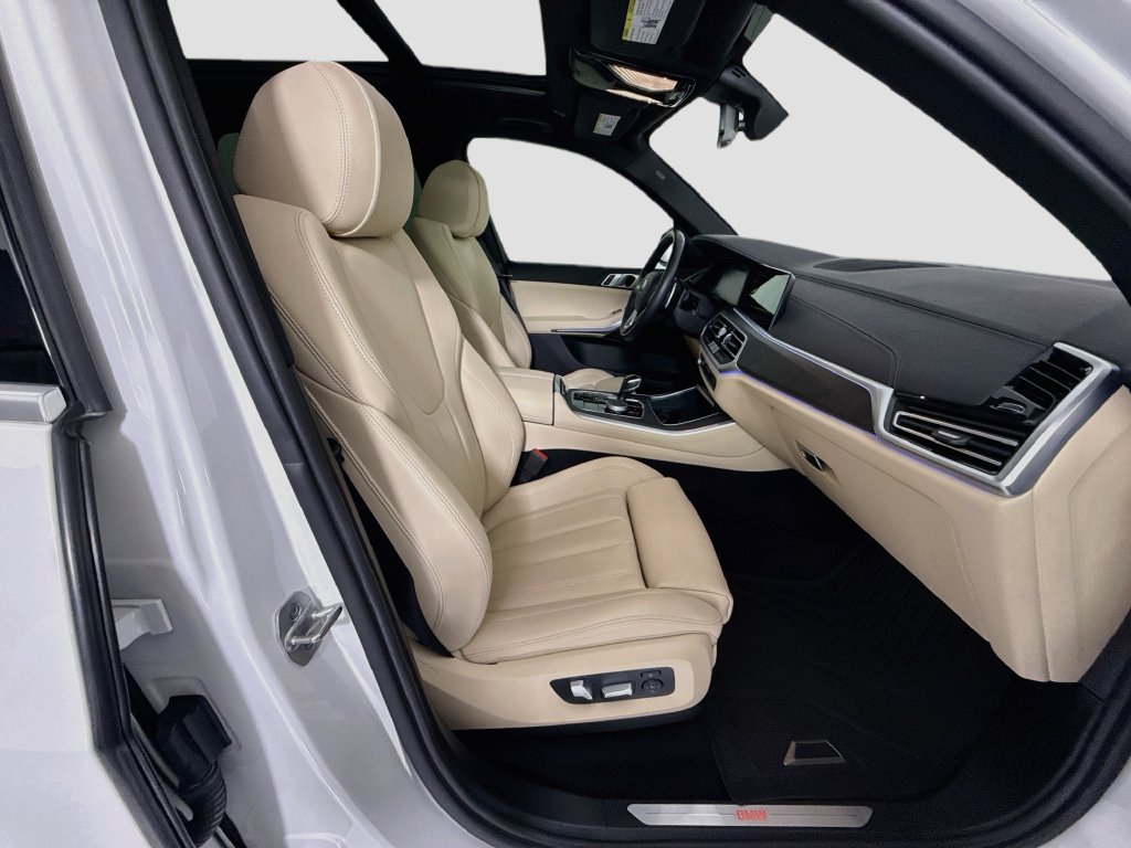 Thumbnail: 2022 BMW X5 - 20