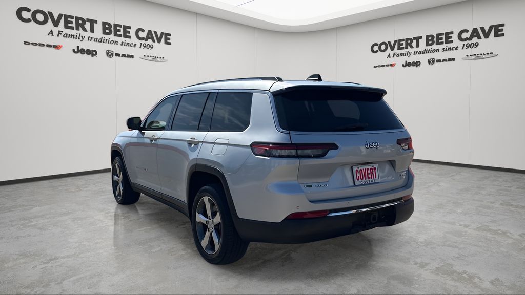 Used 2021 Silver Jeep Limited image 7