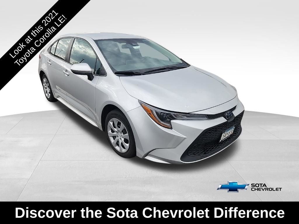 Classic Silver Metallic 2021 Toyota Corolla LE FWD Sedan Front-Wheel Drive Continuously Variable Transmission