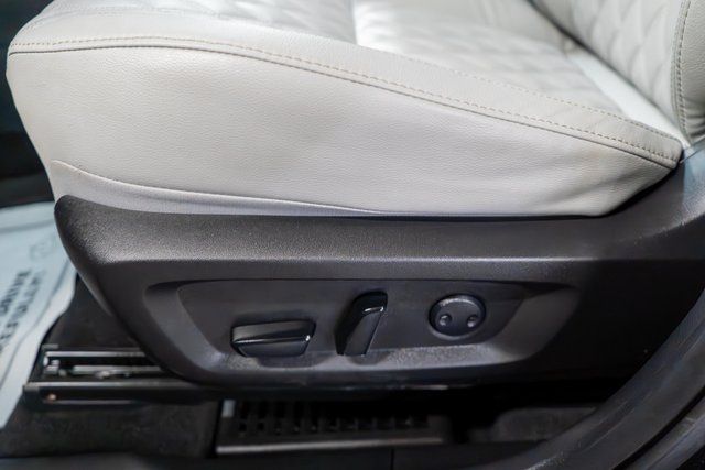 2024 Mitsubishi Outlander SEL Platinum Edition Black at Auto Express Mitsubishi