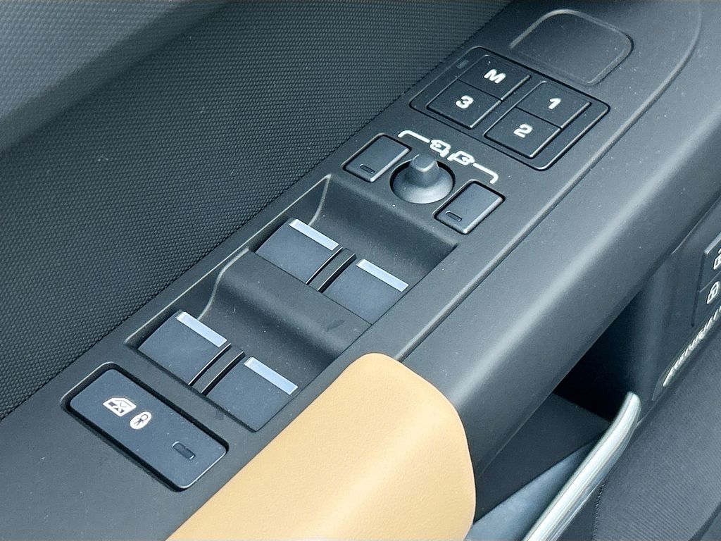 Thumbnail: 2026 Land Rover Defender - 22