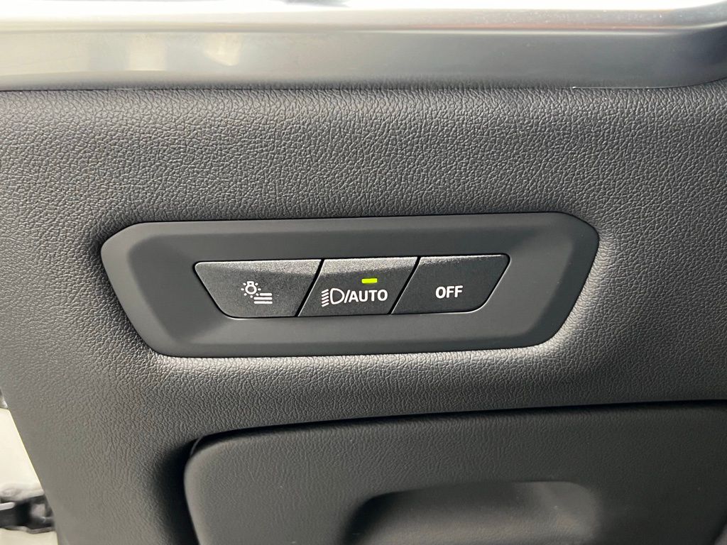 Thumbnail: 2025 BMW X5 - 20