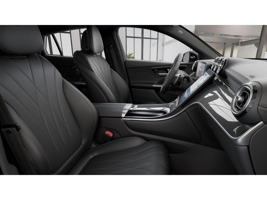 2025 Mercedes Benz GLC AMG 63 S E PERFORMANCE Coupe photo 4
