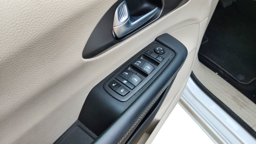 2024 Chrysler Pacifica Hybrid