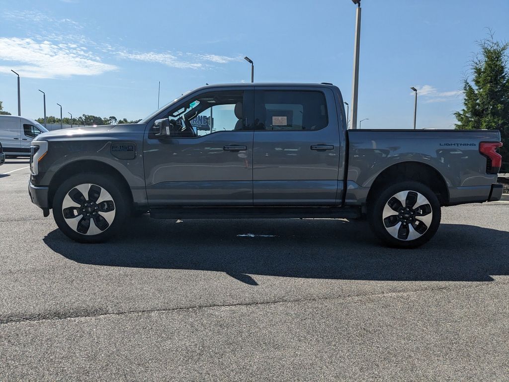 2025 Ford F-150 Lightning Platinum