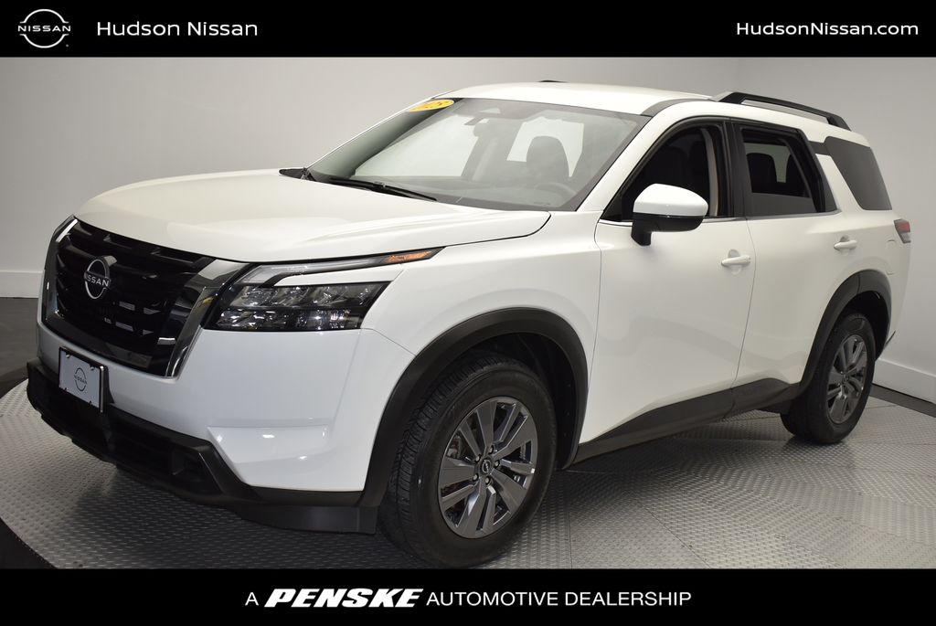 Thumbnail: 2025 Nissan Pathfinder - 1