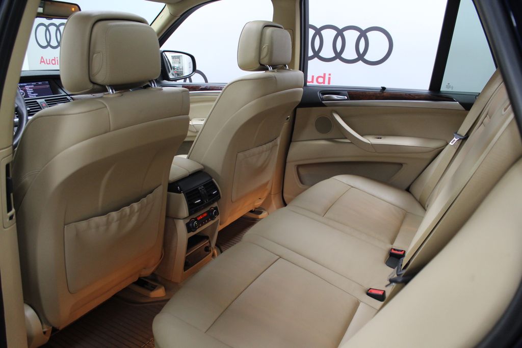 2012 BMW X5 xDrive35i 23