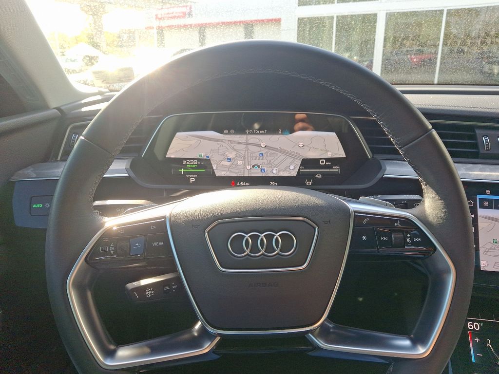 2024 Audi Q8 e-tron Premium Plus 20
