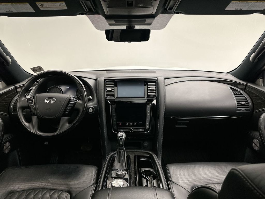 2021 INFINITI QX80 Sensory 9