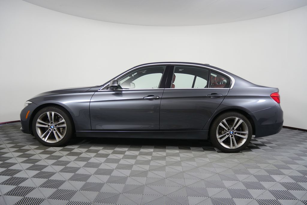 Thumbnail: 2016 BMW 3 Series - 6