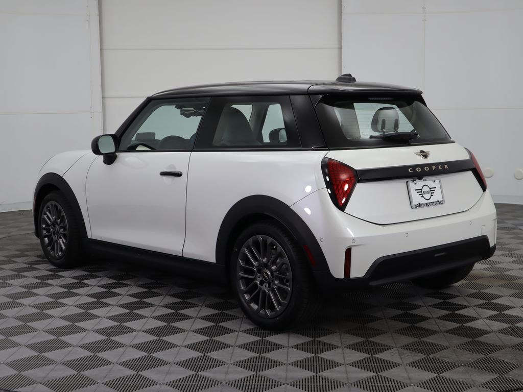 2025 MINI Cooper  8