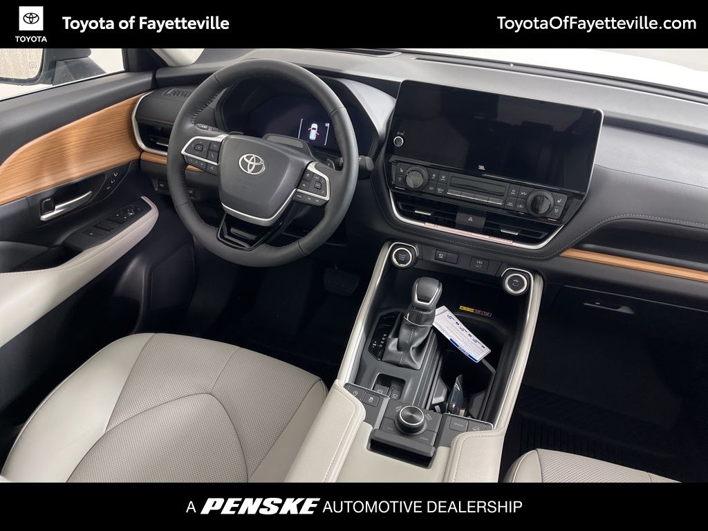 Thumbnail: 2026 Toyota Grand Highlander - 14