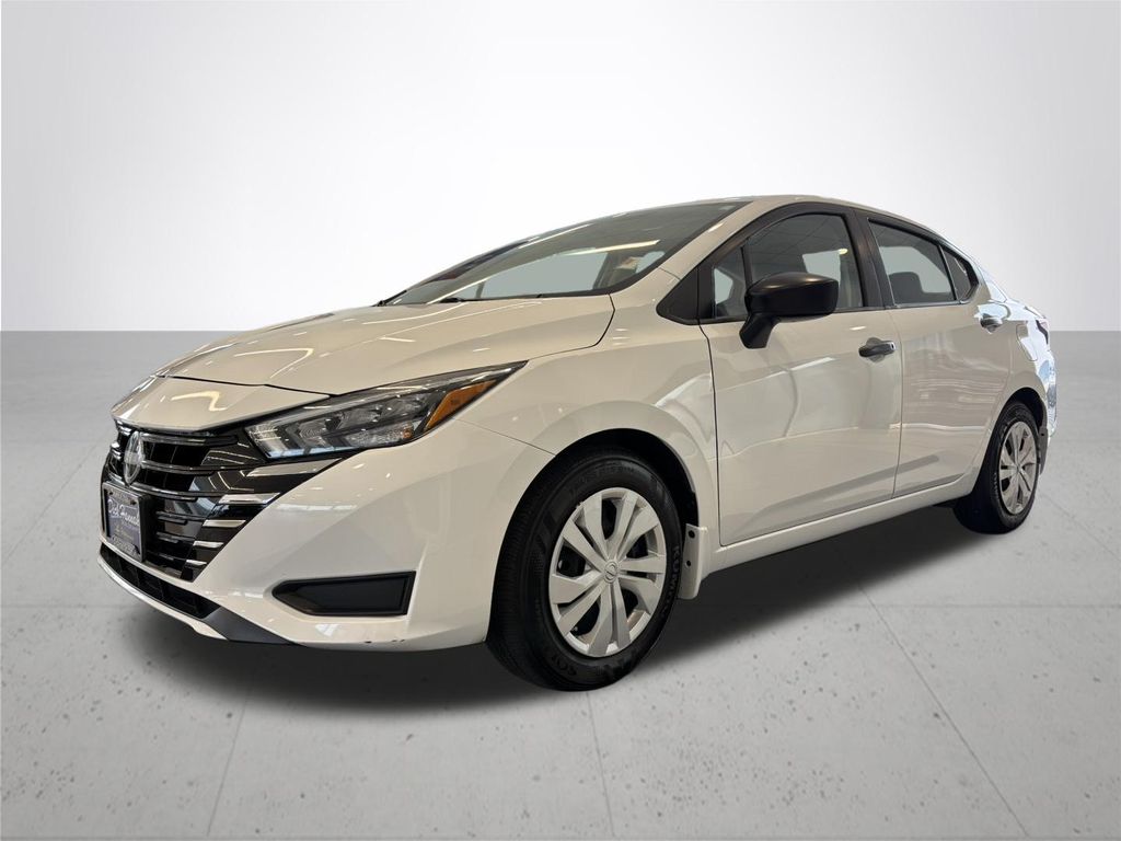 2025 Nissan Versa 1.6 S