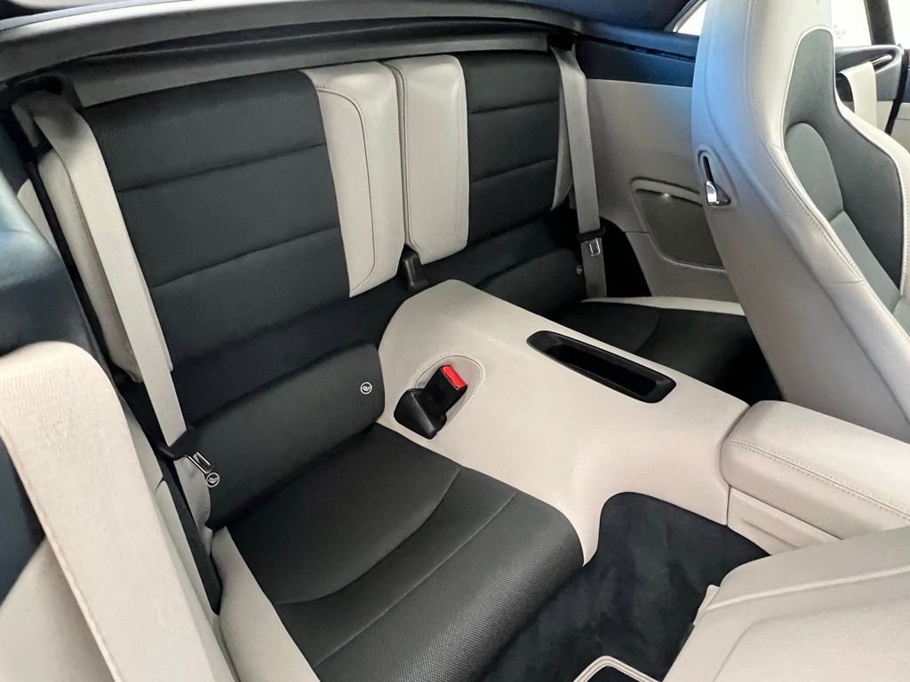 Thumbnail: 2019 Porsche 911 - 28