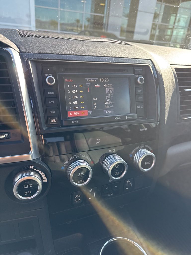 Thumbnail: 2018 Toyota Sequoia - 12