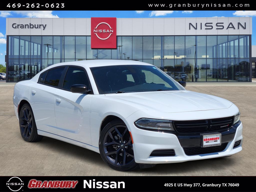 White Knuckle Clearcoat 2021 Dodge Charger Sedan Rear-Wheel Drive 8-Speed Automatic