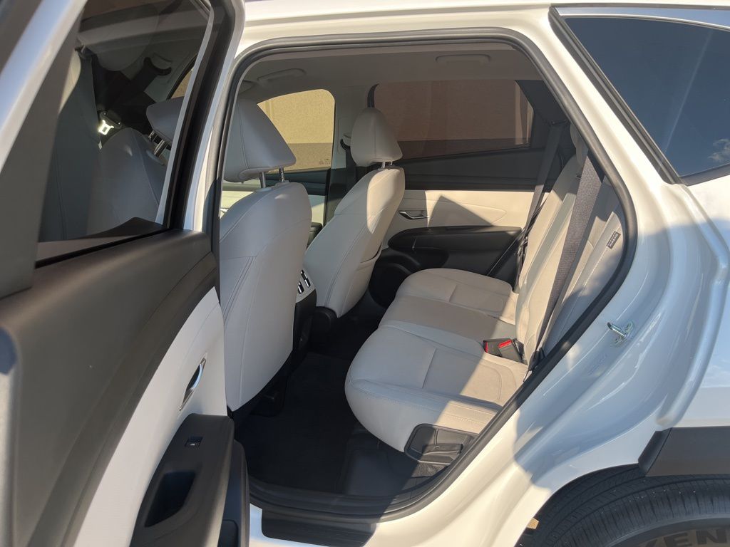 Thumbnail: 2025 Hyundai Tucson - 15