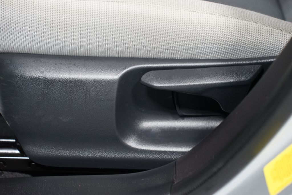 Thumbnail: 2025 Toyota Corolla - 30