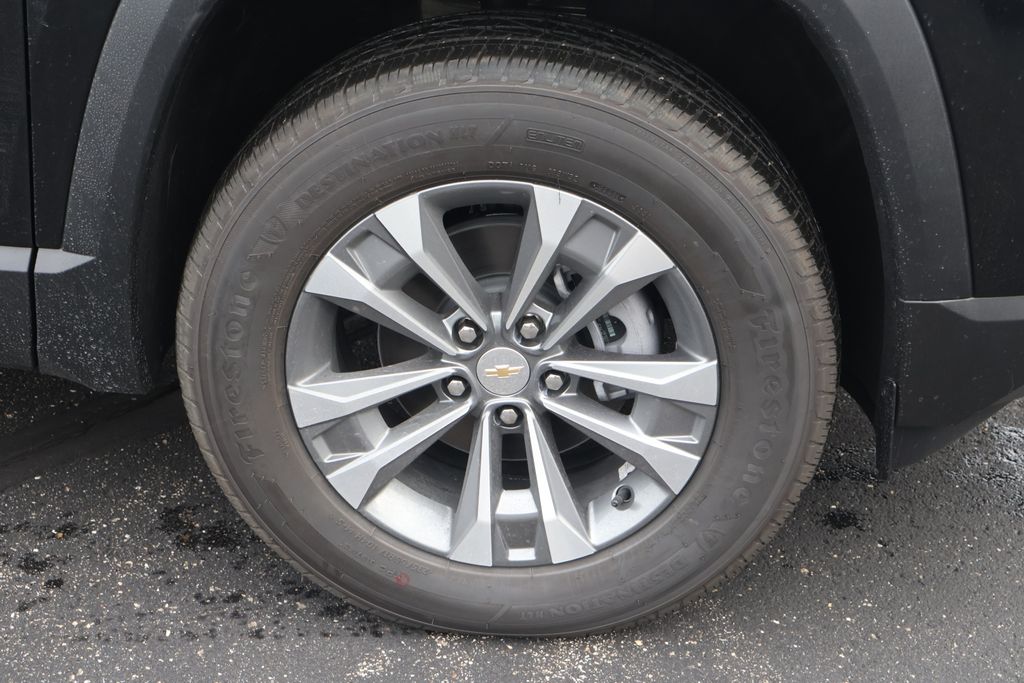 Thumbnail: 2026 Chevrolet Equinox - 5