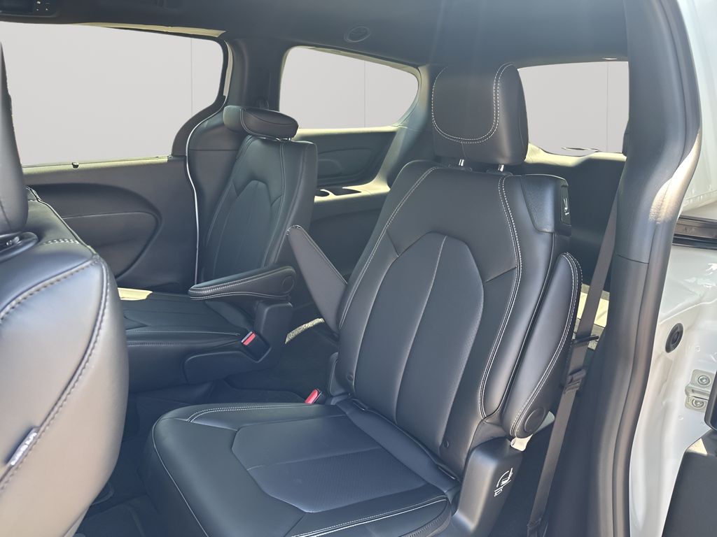 New 2026 White Chrysler LX image 26